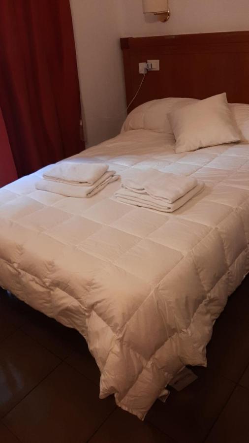 Roma Termini Tina Ya B&B Экстерьер фото