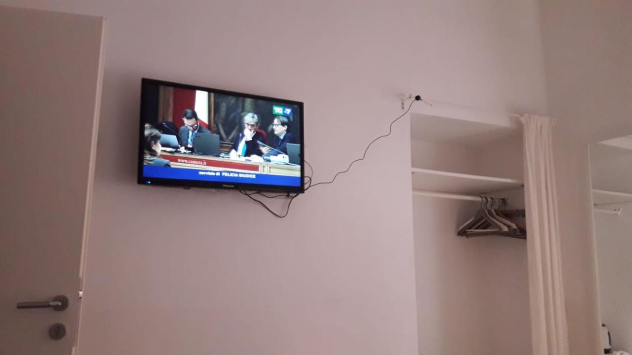 Roma Termini Tina Ya B&B Номер фото
