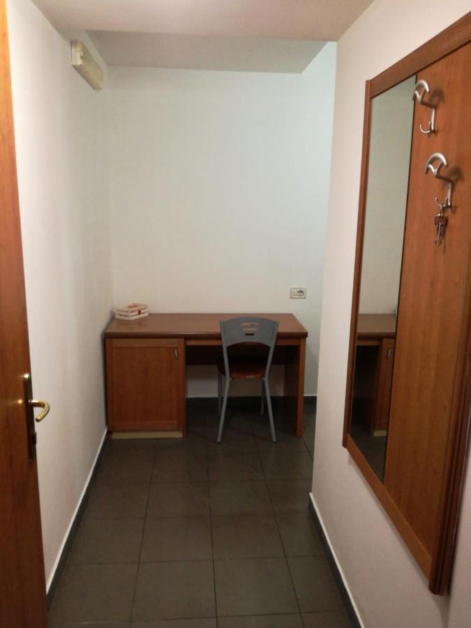 Roma Termini Tina Ya B&B Экстерьер фото